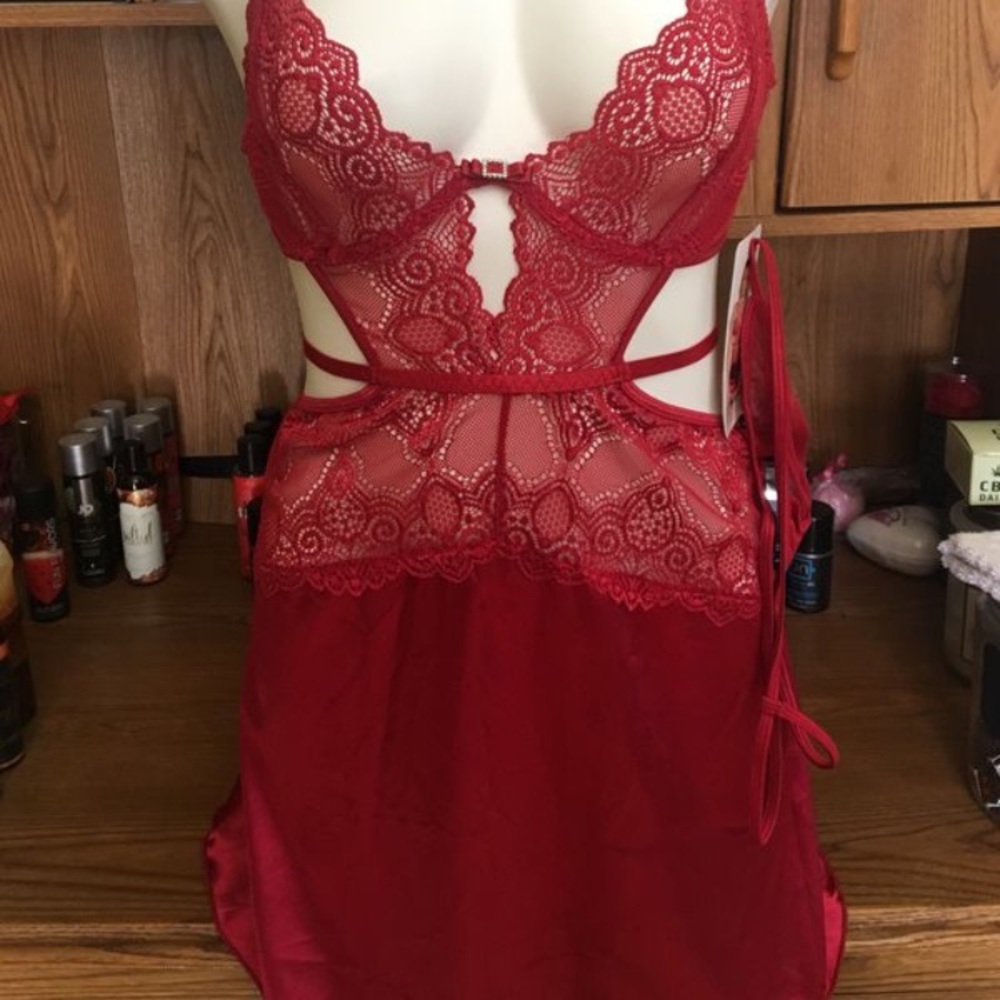 Red lace and Satin Chemise